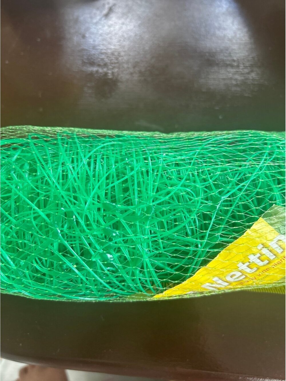 D104 trellis large green garden netting grow tomato peas vines